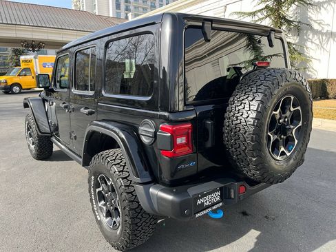 Used 2023 Jeep Wrangler Unlimited Rubicon 4xe w/ Steel Bumper Group AWD/4WD image 9