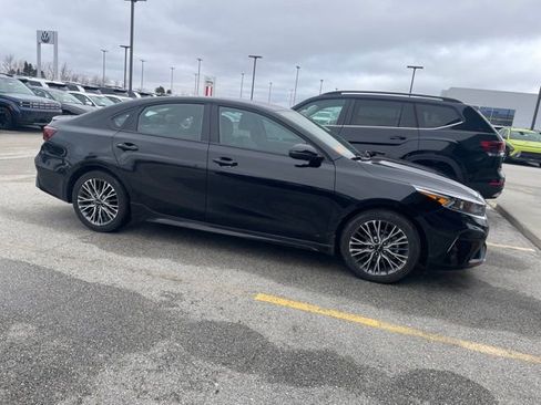 Used 2024 Kia Forte GT-Line w/ GT-Line Premium Package image 5