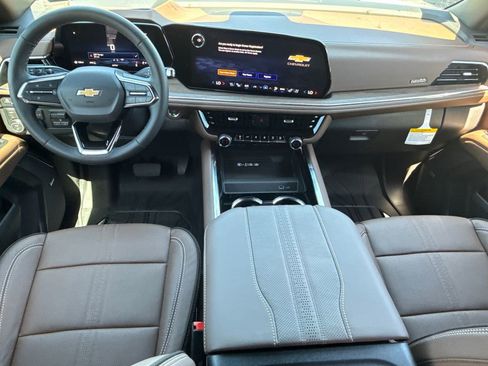 New 2026 Chevrolet Tahoe High Country w/ LPO, Illumination Package AWD/4WD image 19