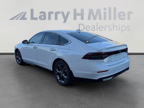 Used 2025 Honda Accord EX-L image 3