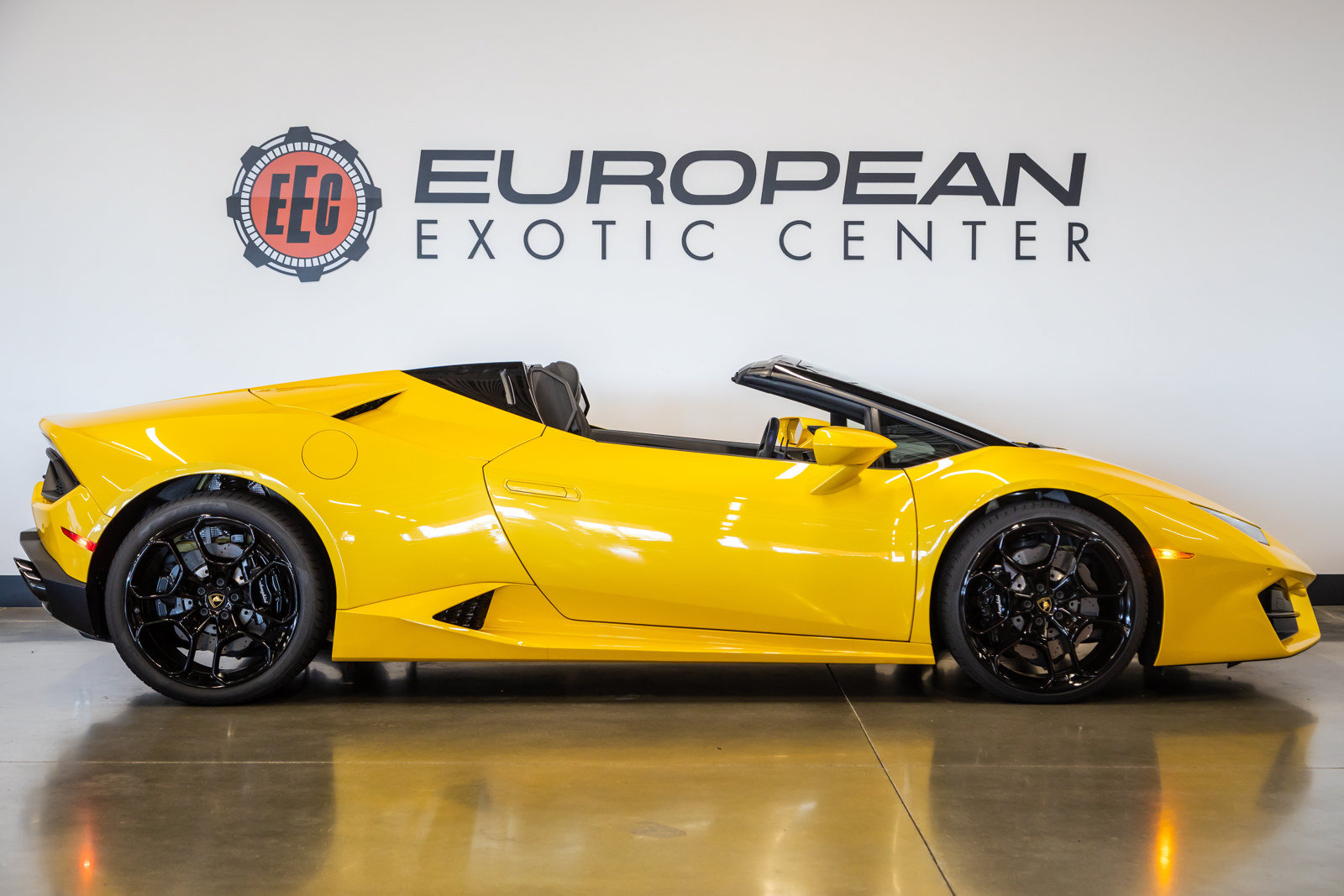 Used 2018 Lamborghini Huracan LP 580-2 RWD image 14