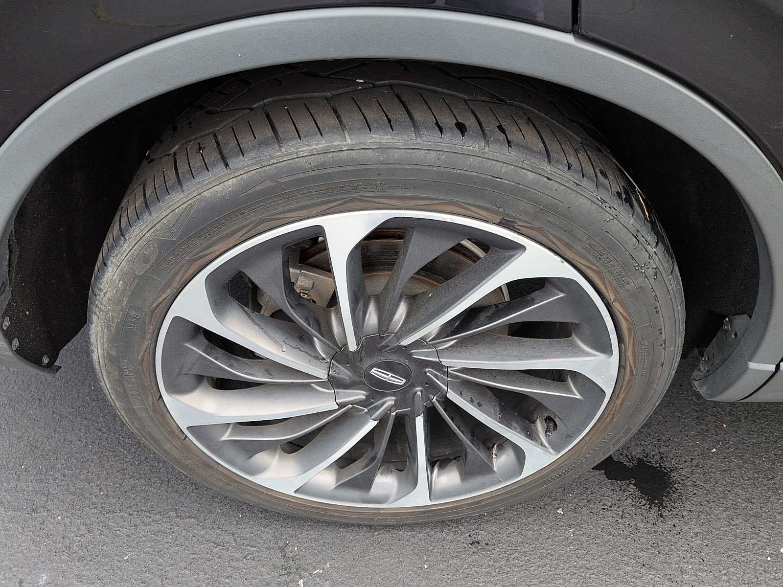 Used 2020 Lincoln Aviator Reserve w/ Equipment Group 202A AWD/4WD image 9