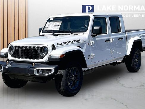 New 2026 Jeep Gladiator Sport image 4