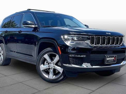 Used 2022 Jeep Grand Cherokee L Limited AWD/4WD image 2