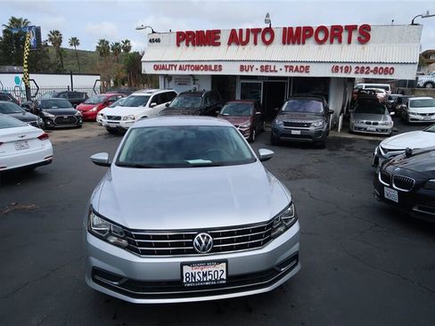 Used 2016 Volkswagen Passat 1.8T S FWD image 2