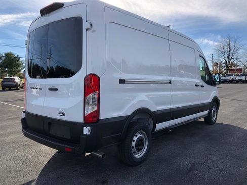 New 2026 Ford Transit 250 148 Medium Roof RWD image 5