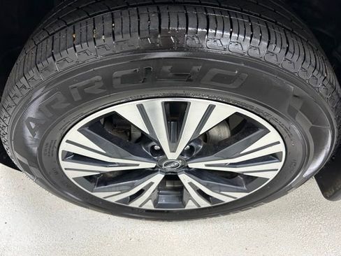 Used 2023 Nissan Rogue SV image 9