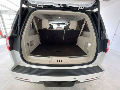 Used 2019 Lincoln Navigator L Reserve AWD/4WD image 25