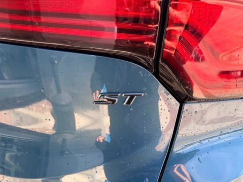 Used 2024 Buick Encore GX Sport Touring image 24