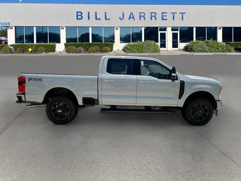 New 2026 Ford F250 4x4 Crew Cab Super Duty image 3