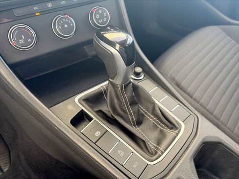 Certified 2024 Volkswagen Jetta S FWD image 25