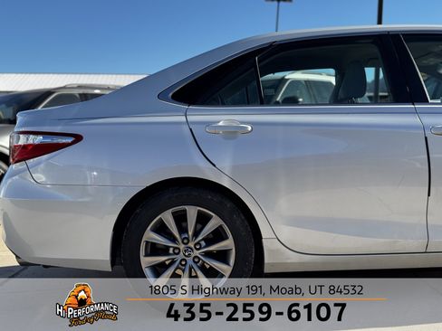 Used 2016 Toyota Camry XLE image 6