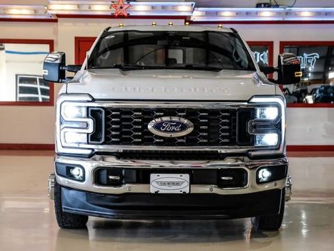 Used 2024 Ford F350 Lariat w/ Lariat Ultimate Package image 9