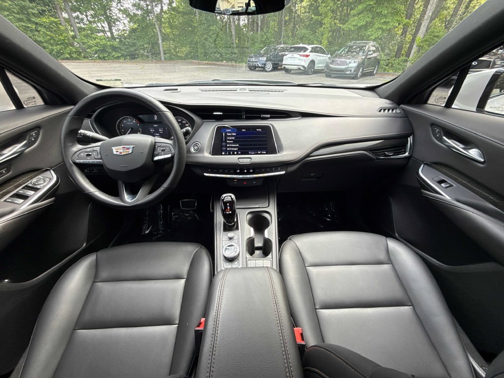 Used 2023 Cadillac XT4 Sport FWD image 13