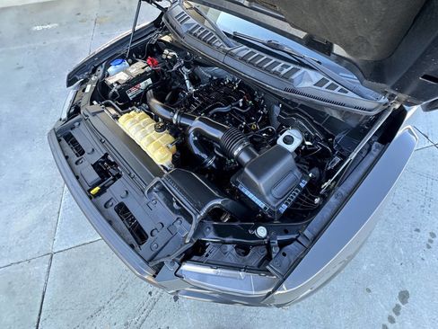 Used 2018 Ford F150 Raptor w/ Equipment Group 802A Luxury image 35