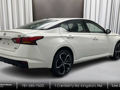 New 2026 Nissan Altima 2.5 SR AWD/4WD image 5
