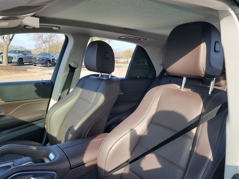 Used 2023 Mercedes-Benz GLE 450 4MATIC image 13