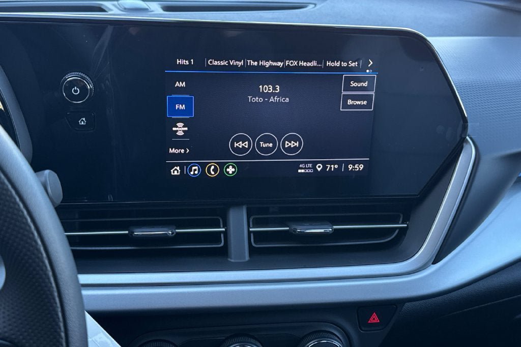 New 2026 Chevrolet Trax LS FWD image 18