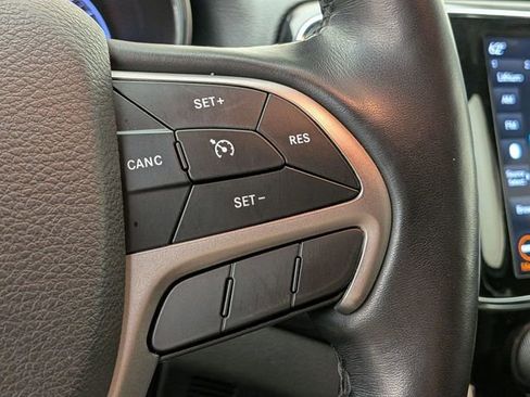 Used 2020 Jeep Grand Cherokee Altitude AWD/4WD image 12