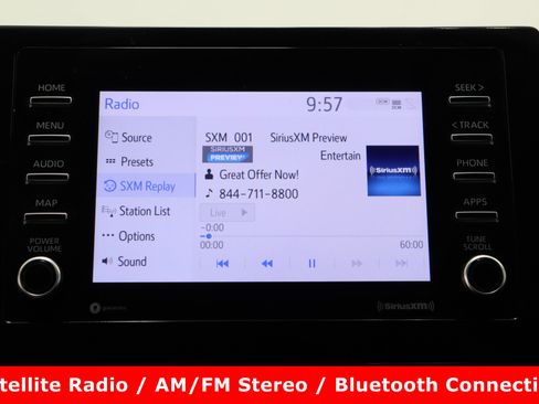 Used 2024 Toyota Camry SE image 18