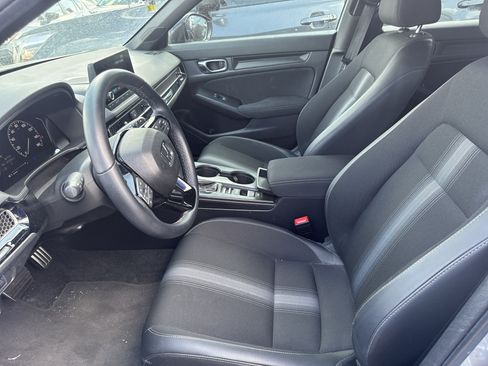 Used 2025 Honda Civic Sport image 8
