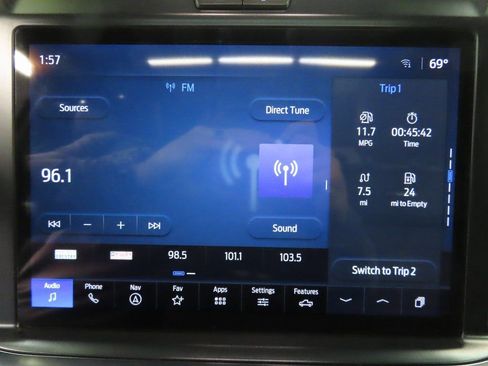 Used 2025 Ford F350 Platinum w/ FX4 Off-Road Package image 25