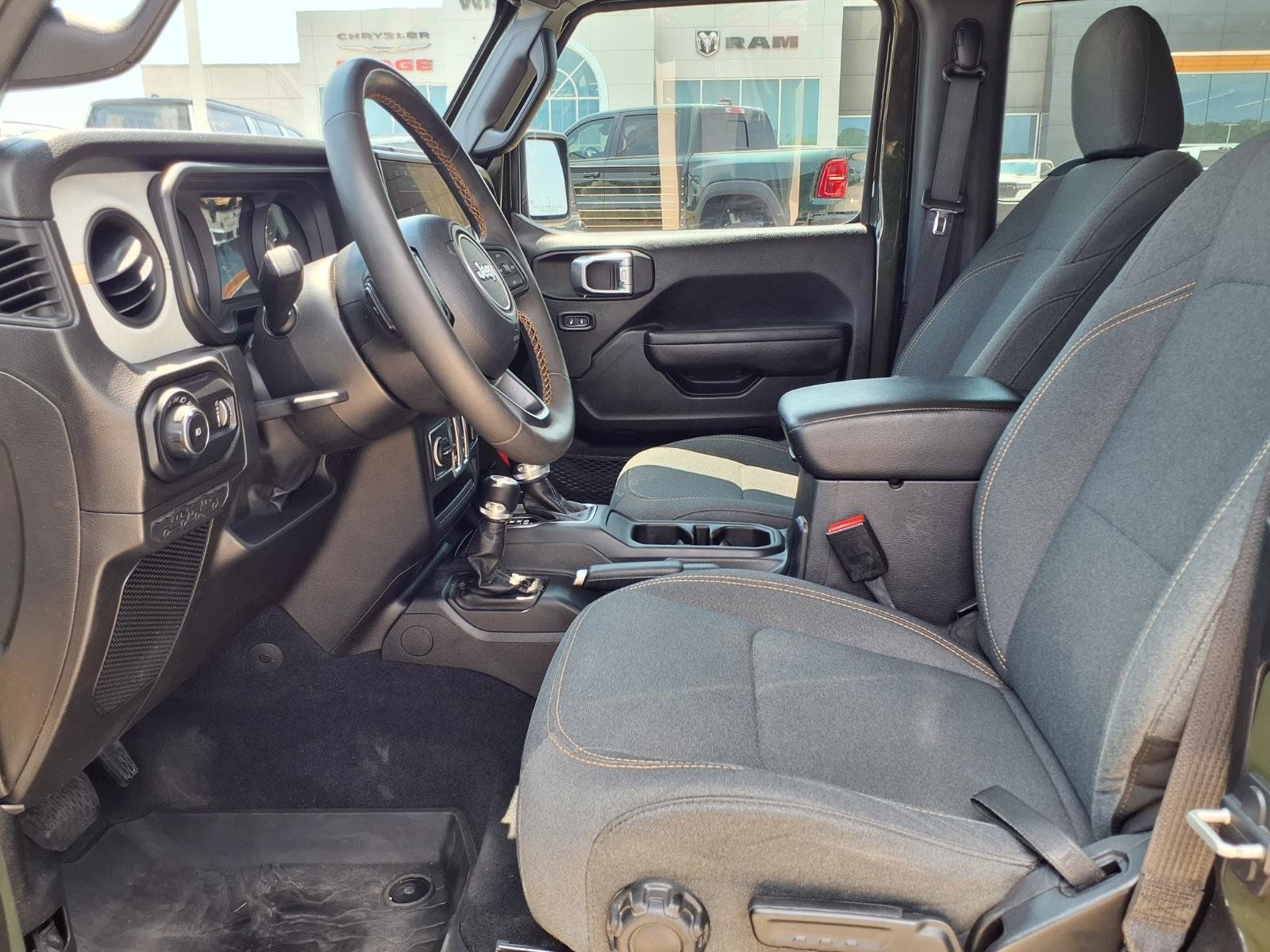 Used 2024 Jeep Wrangler Sport AWD/4WD image 10