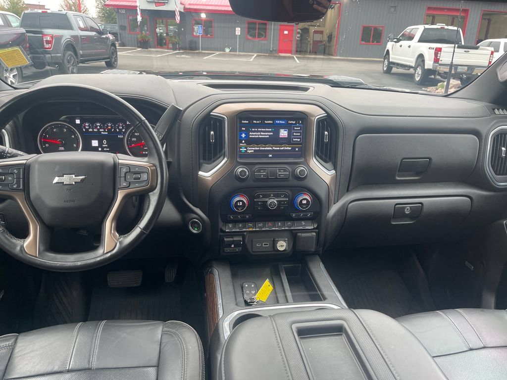 Used 2022 Chevrolet Silverado 3500 High Country w/ Technology Package AWD/4WD image 19