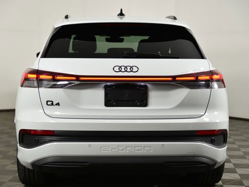 Certified 2025 Audi Q4 e-tron Premium w/ Convenience Package image 8