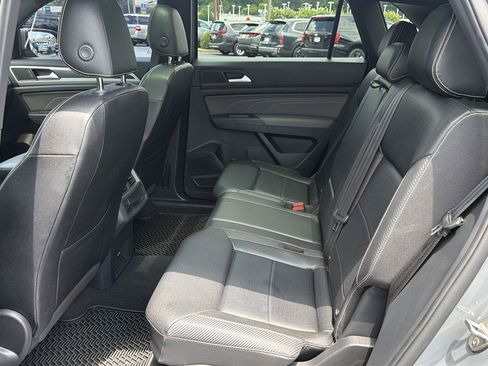 Used 2021 Volkswagen Atlas Cross Sport SE FWD image 11