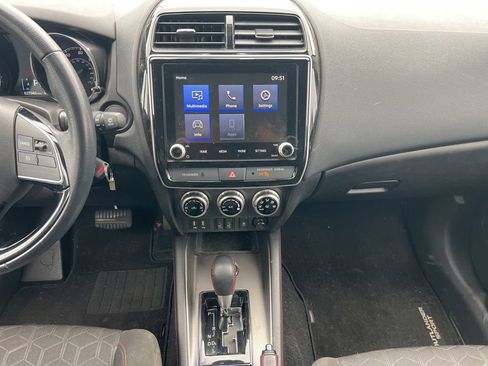 Used 2022 Mitsubishi Outlander Sport LE AWD/4WD image 9