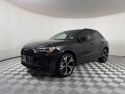 Certified 2023 Audi Q3 2.0T Premium Plus w/ Premium Plus Package image 3