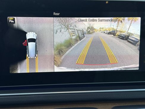 Used 2022 Mercedes-Benz GLS 450 4MATIC image 26