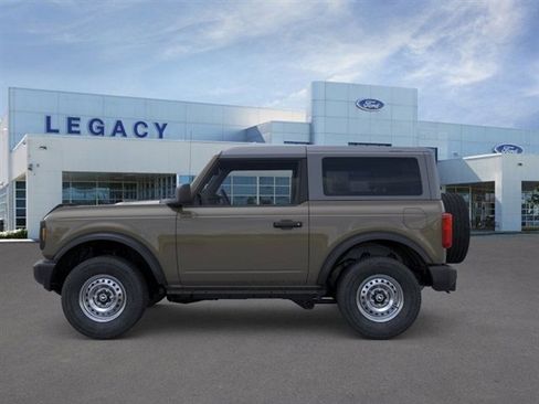 New 2025 Ford Bronco 2-Door image 3