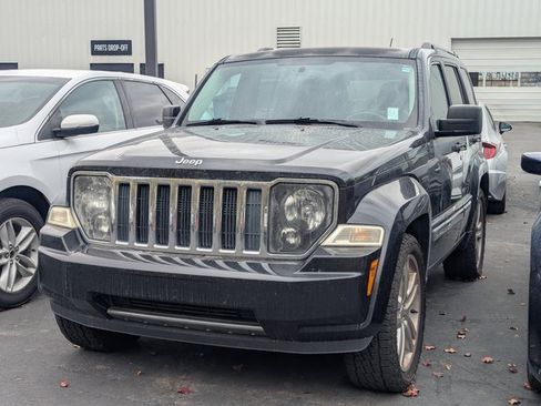 Used 2012 Jeep Liberty Limited Jet w/ Comfort/Convenience Group image 3