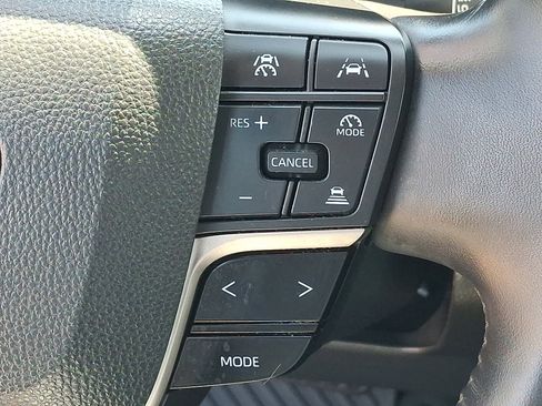 Used 2025 Toyota Camry LE w/ Convenience Package FWD image 22