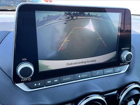 Used 2023 Nissan Sentra SV FWD image 24
