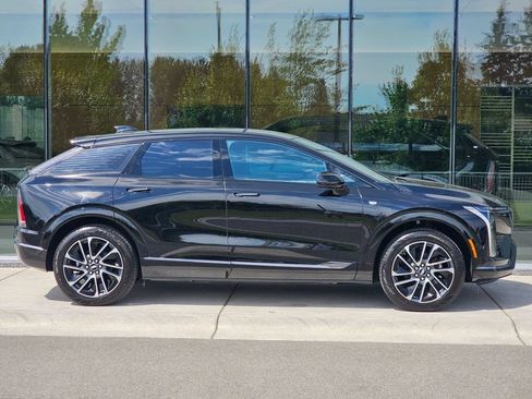 New 2026 Cadillac Optiq Sport 1 AWD/4WD image 6