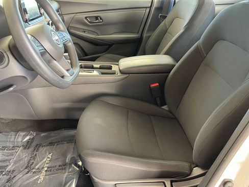 Used 2025 Nissan Sentra S image 24