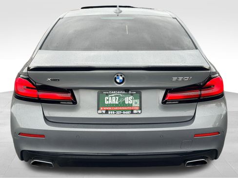 Used 2023 BMW 530i xDrive w/ Premium Package AWD/4WD image 8