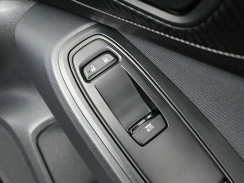 Used 2022 Subaru Crosstrek 2.0i Premium w/ Moonroof Package image 48