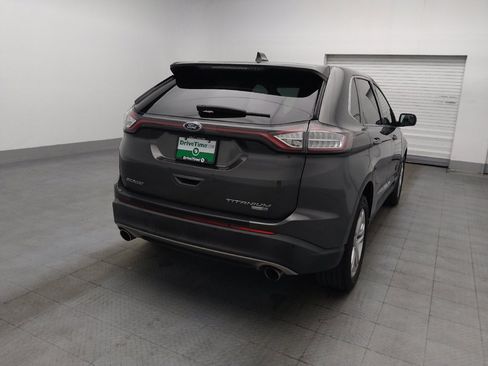 Used 2018 Ford Edge Titanium AWD/4WD image 7