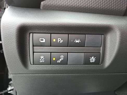 New 2025 Nissan Kicks Play S image 25