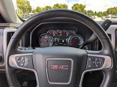 Used 2018 GMC Sierra 1500 SLT w/ SLT Premium Package AWD/4WD image 26