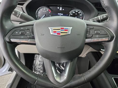 Used 2022 Cadillac XT4 Premium Luxury w/ Enhanced Visibility Package image 21