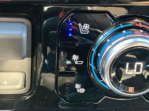 New 2026 GMC Sierra 1500 SLT w/ SLT Premium Package image 21