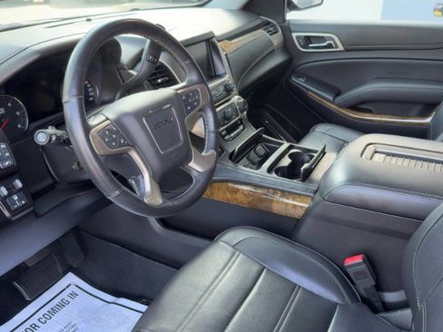 Used 2016 GMC Yukon Denali AWD/4WD image 9