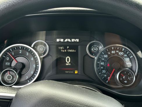 Used 2025 RAM 1500 Big Horn AWD/4WD image 13