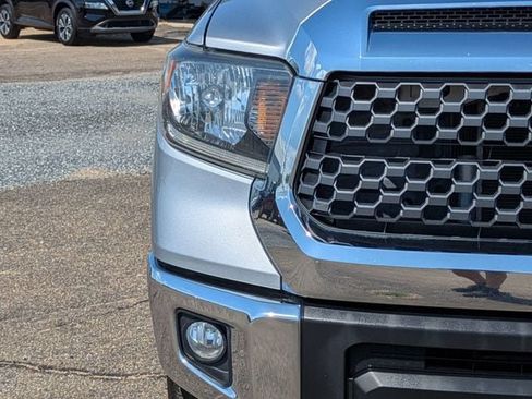 Used 2021 Toyota Tundra SR5 w/ SR5 Leather Package RWD image 10