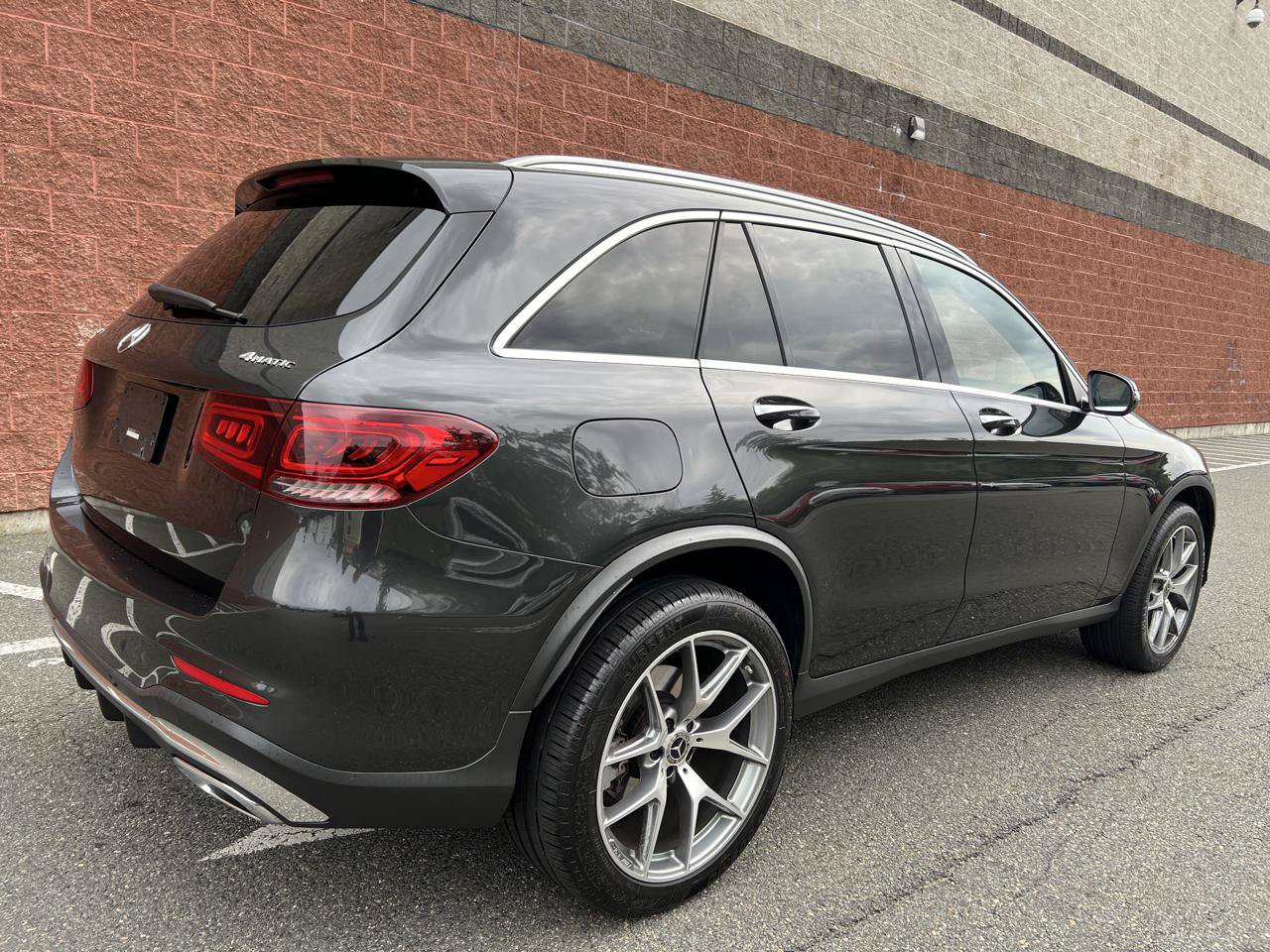 Used 2020 Mercedes-Benz GLC 300 4MATIC w/ AMG Line image 7